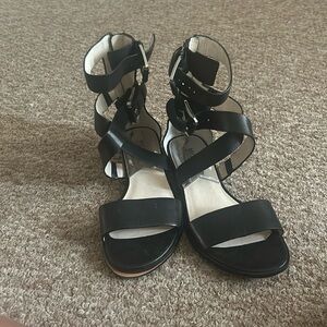 micheal kors  sandals, cute buckles on the side no box